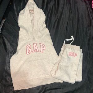 Toddler girl GAP hoodie & pants set